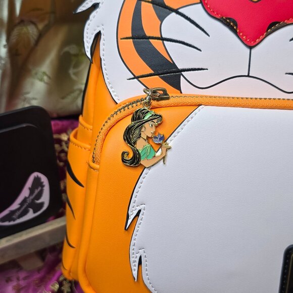Loungefly x Disney Aladdin Rajah Cosplay Mini Backpack - Picture 2 of 6